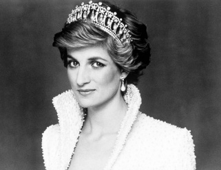 Diana: Her Fashion Story