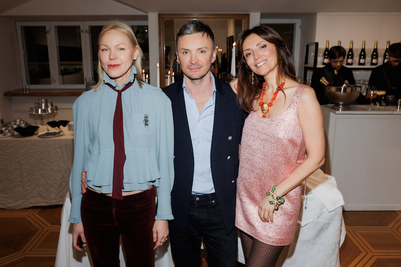 Наташа Догадина, Евгений Заболотный и Карина Ошроева