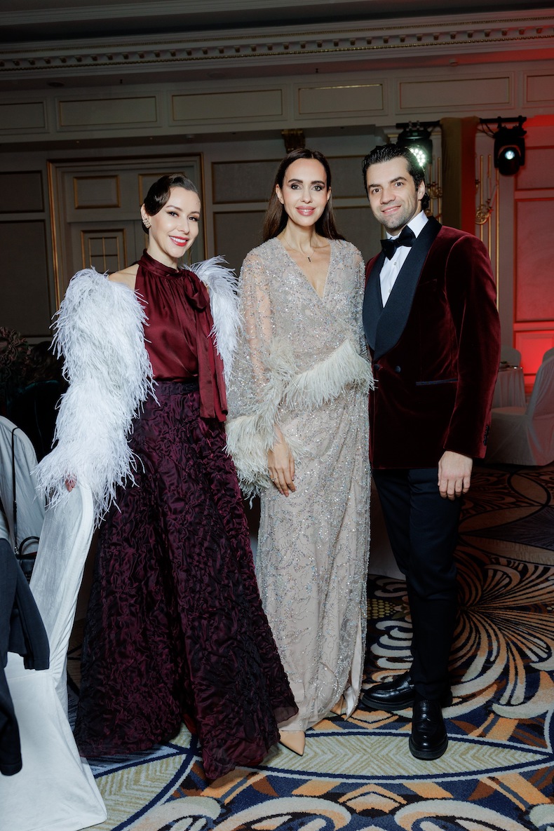 Кристина Кретова, Юлианна Винер и Игорь Цвирко Кристина Кретова, Юлианна Винер и Игорь Цвирко