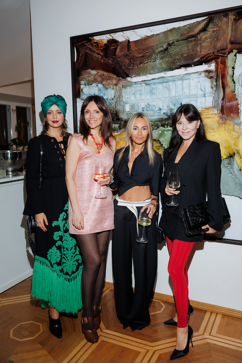 Ольга Лефферс, Карина Ошроева, Марина Долидзе и Маруся Ильченко