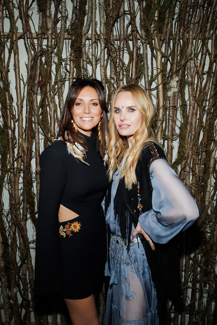 Карина Ошроева и Катя Голландцева