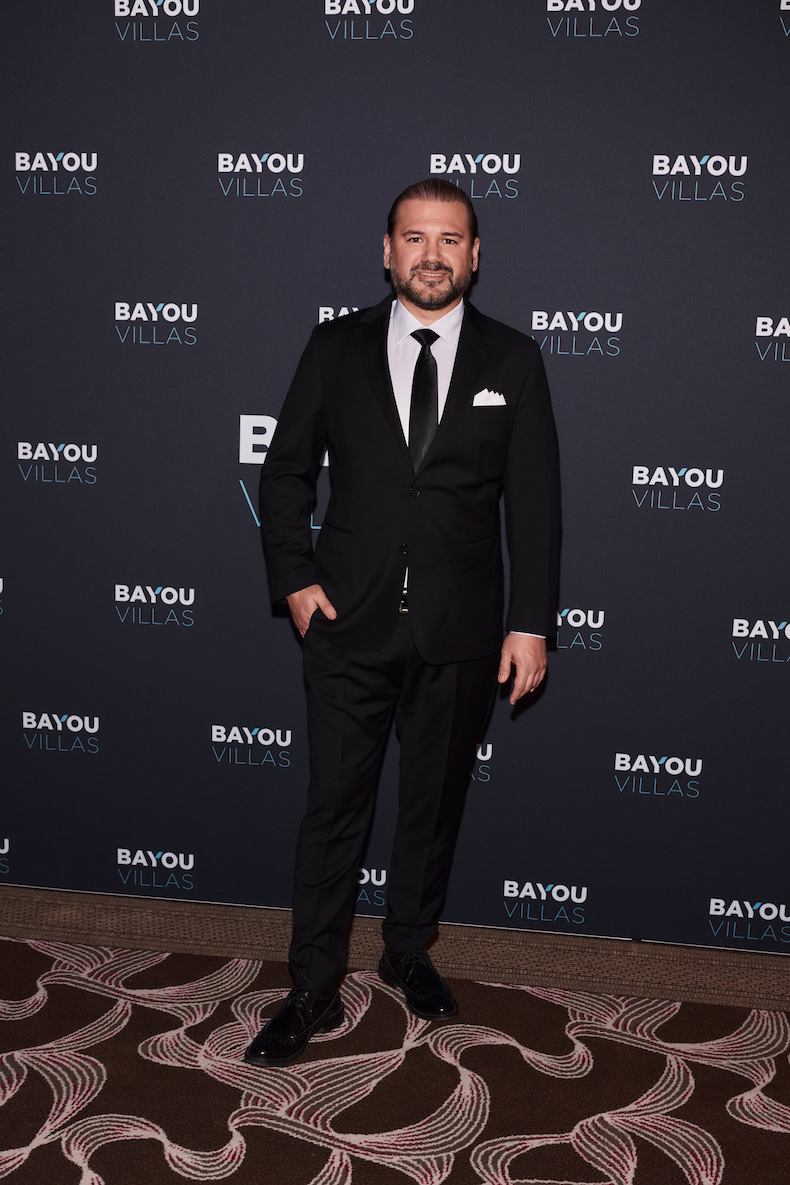 Йигит Озалпай